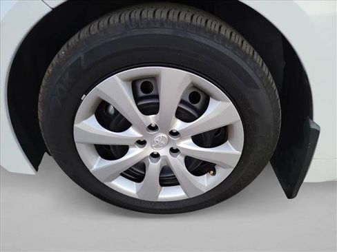 Used 2026 Toyota Corolla LE FWD image 9