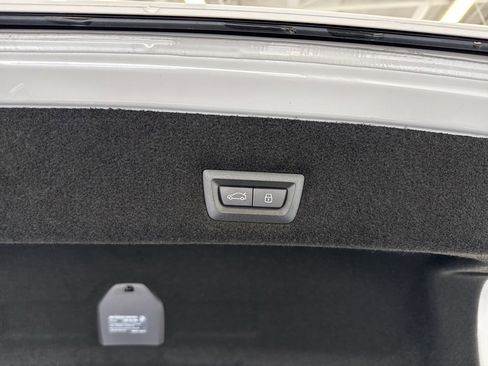 New 2026 BMW 740i xDrive image 11