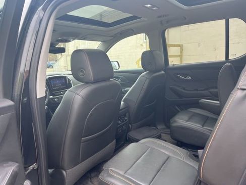 Used 2020 Chevrolet Traverse Premier w/ Redline Edition AWD/4WD image 26
