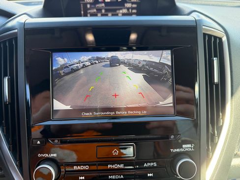 Used 2021 Subaru Forester Premium image 17