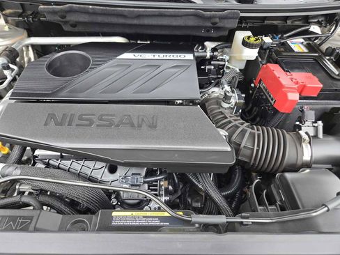 Used 2024 Nissan Rogue SL w/ SL Premium Package image 30