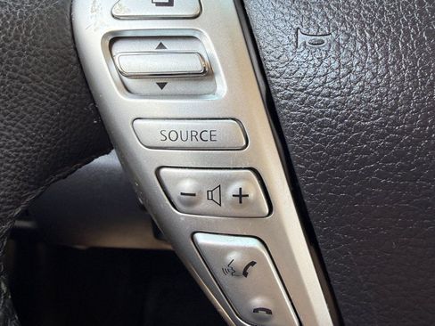 Used 2015 Nissan Versa Note FWD image 20