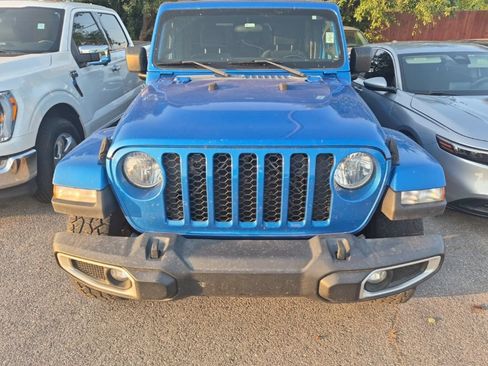 Used 2021 Jeep Gladiator Sport AWD/4WD image 19