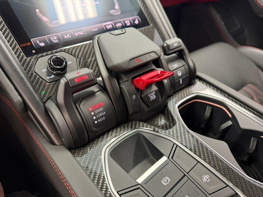 Used 2023 Lamborghini Urus S AWD/4WD image 79