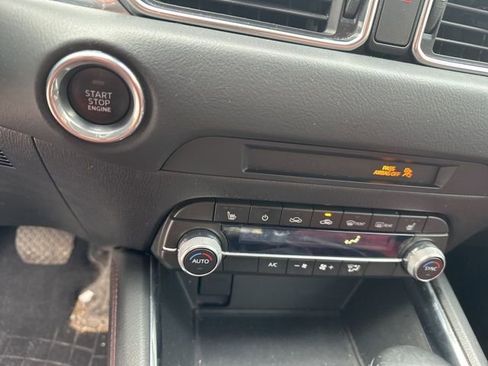 Used 2022 MAZDA CX-5 Carbon Edition image 17