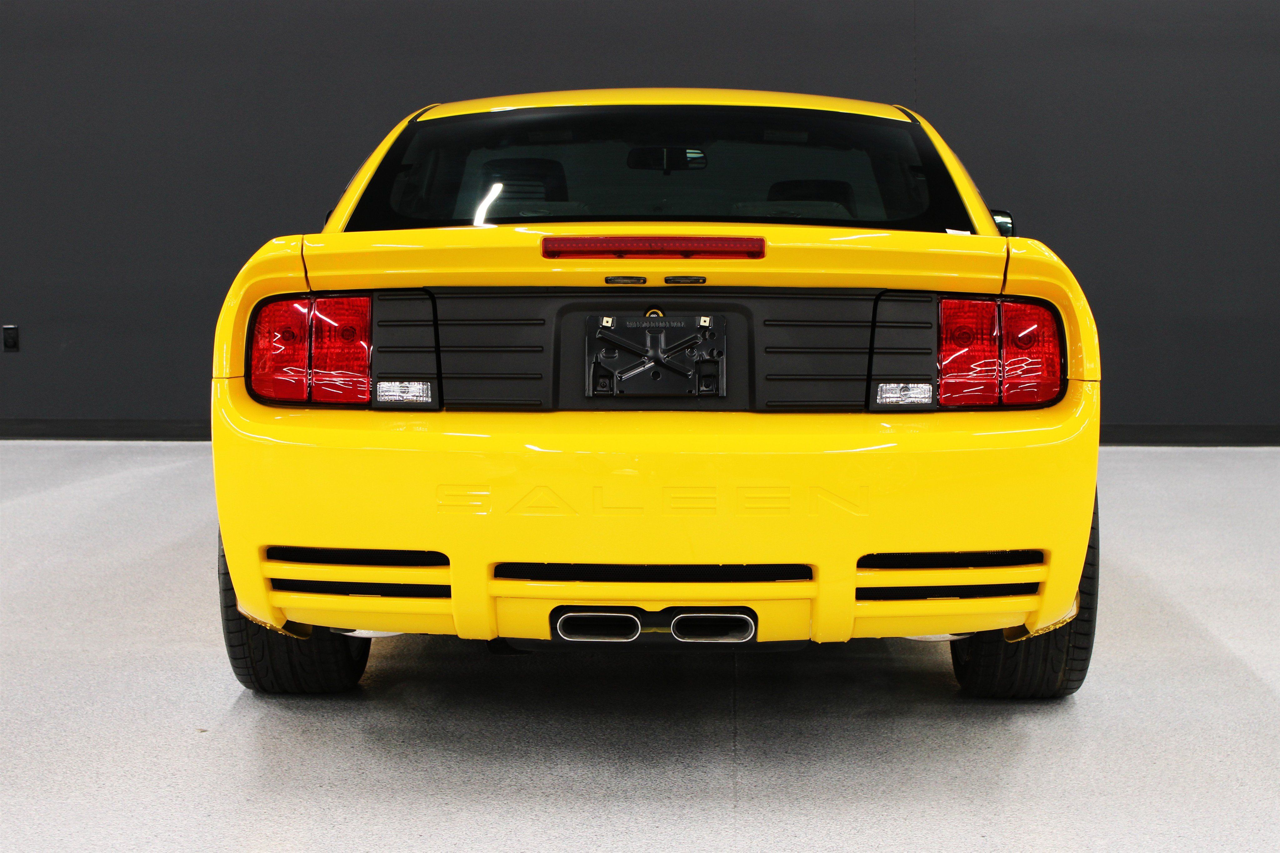 Used 2006 Ford Mustang GT RWD image 23
