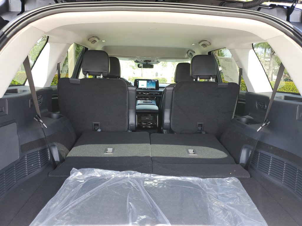 New 2026 Lincoln Aviator 2WD image 6