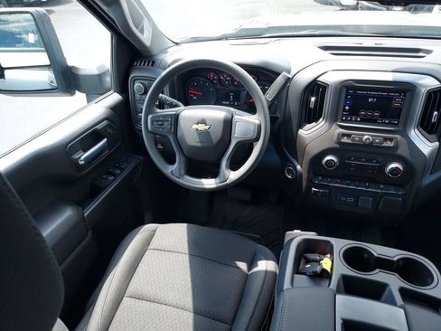 New 2026 Chevrolet Silverado 2500 Custom w/ Custom Value Package AWD/4WD image 15