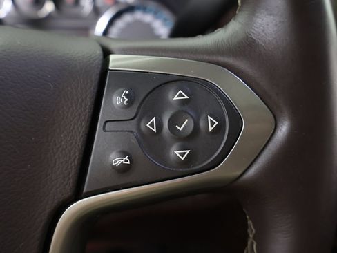 Used 2016 Chevrolet Silverado 1500 High Country w/ High Country Premium Package AWD/4WD image 42