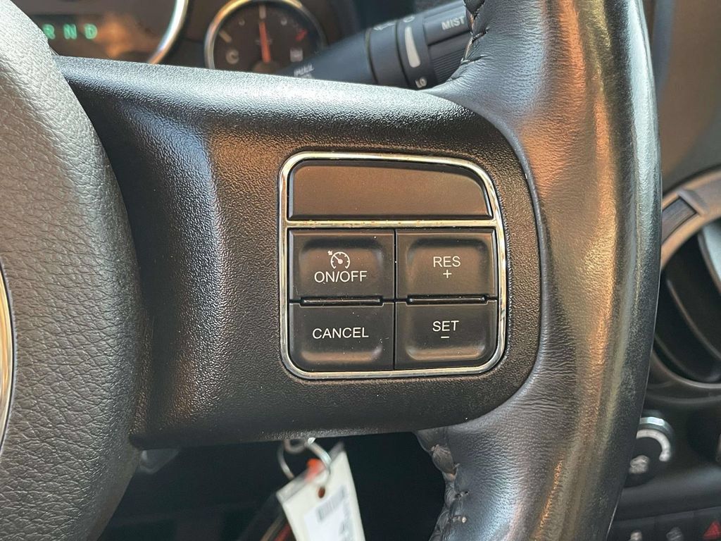 Used 2018 Jeep Wrangler Unlimited Sport S AWD/4WD image 9