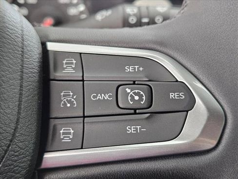 New 2026 Jeep Compass Limited image 13