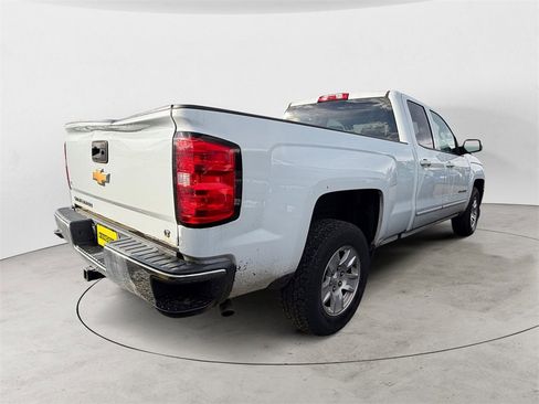 Used 2018 Chevrolet Silverado 1500 LT image 3