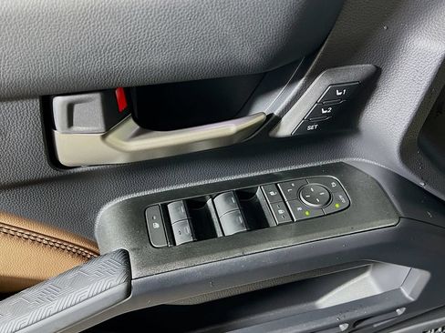 New 2026 Toyota 4Runner Limited AWD/4WD image 16
