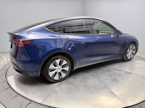 Used 2021 Tesla Model Y Long Range AWD/4WD image 5