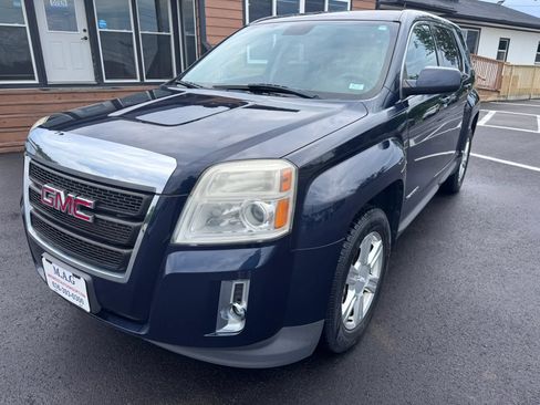 Used 2015 GMC Terrain SLE FWD image 2