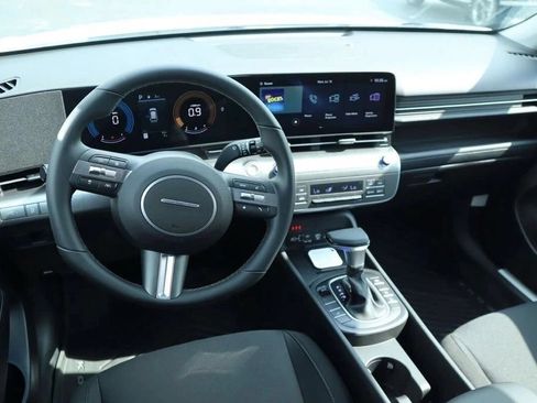 New 2027 Hyundai Kona SEL Sport FWD image 9