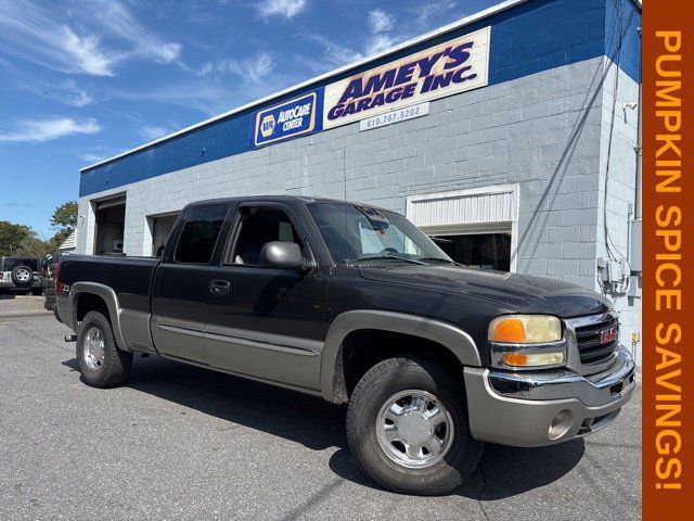 Used 2003 GMC Sierra 1500 SLE w/ Off-Road Package AWD/4WD image 1