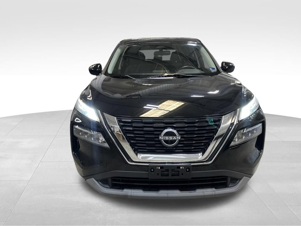 Used 2023 Nissan Rogue SV AWD/4WD image 9