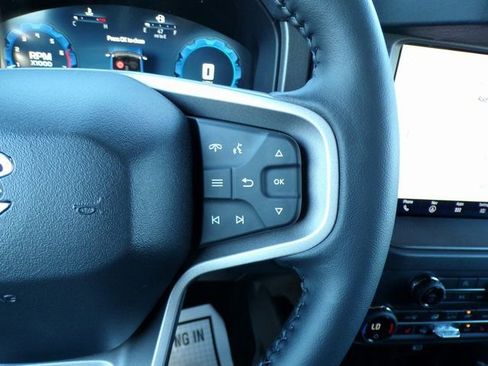 New 2025 Ford Bronco Badlands image 14