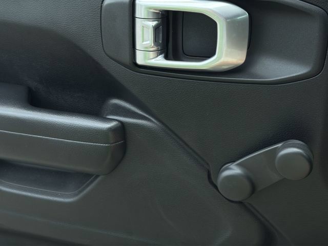 Used 2019 Jeep Wrangler Unlimited Sport AWD/4WD image 33