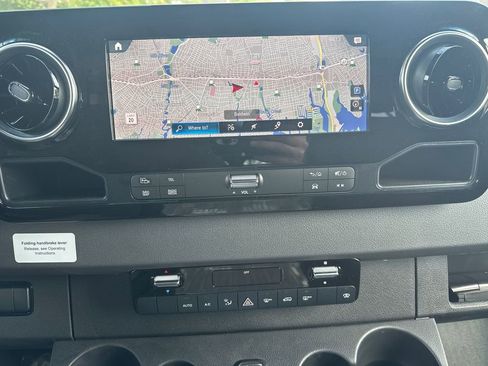 Used 2024 Mercedes-Benz Sprinter 3500 w/ Parking Package image 33
