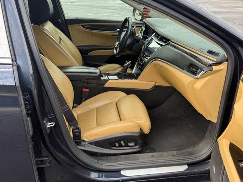 Used 2013 Cadillac XTS Premium w/ Driver Assist Package AWD/4WD image 18