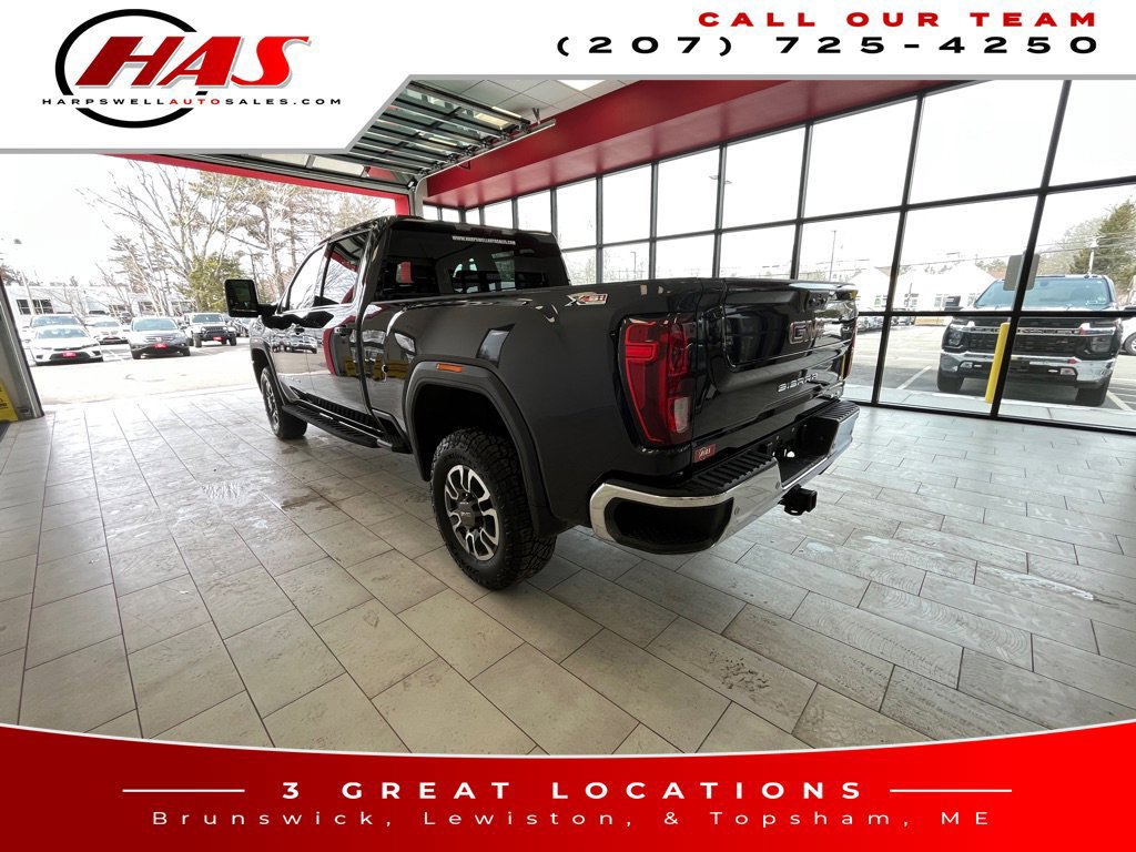 Used 2024 GMC Sierra 2500 SLE w/ SLE Value Package; AWD/4WD image 3