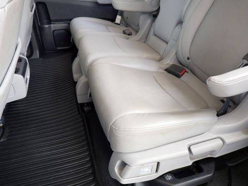 Used 2019 Honda Odyssey Elite image 23