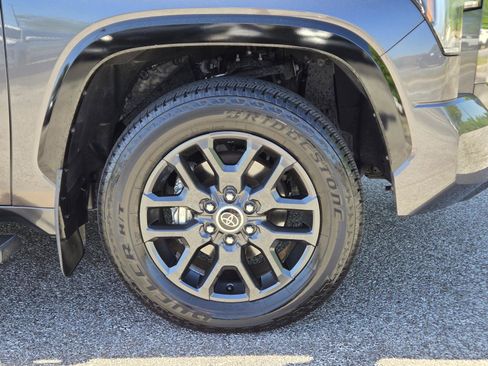 Used 2023 Toyota Tundra Platinum RWD image 4
