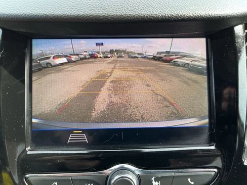 Used 2020 Chevrolet Trax LT image 25