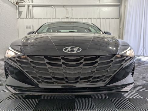 Used 2022 Hyundai Elantra SEL w/ Convenience Package image 4