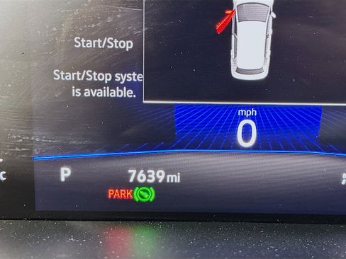 Used 2024 Volkswagen Taos SE image 18