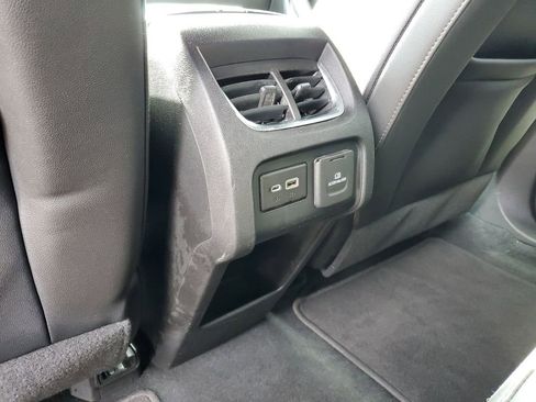 Used 2019 Chevrolet Blazer Premier w/ Driver Confidence II Package image 30