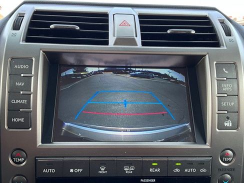 Used 2019 Lexus GX 460 Premium AWD/4WD image 21