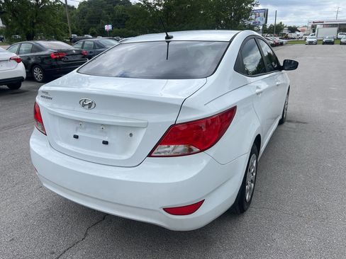 Used 2017 Hyundai Accent SE FWD image 6