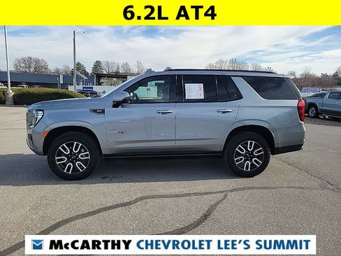 Used 2024 GMC Yukon AT4 w/ Technology Package image 12