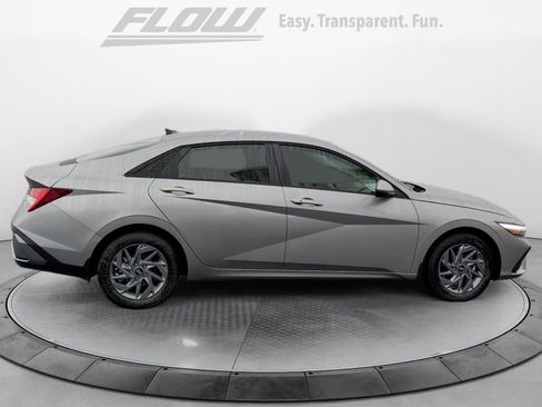 New 2026 Hyundai Elantra Blue image 8