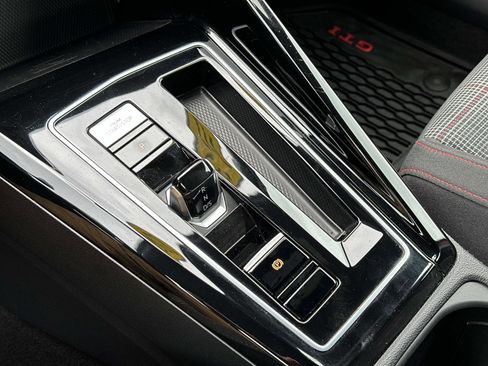 Used 2023 Volkswagen GTI 40th Anniversary Edition FWD image 30
