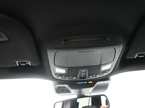 Used 2024 Ford Expedition Limited AWD/4WD image 12