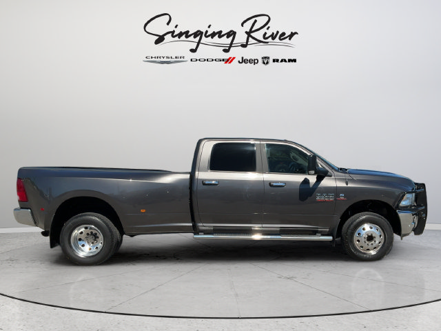 Used 2017 RAM 3500 SLT w/ Luxury Group AWD/4WD image 8