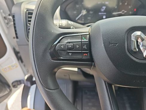 Used 2025 RAM ProMaster 2500 w/ Convenience Group FWD image 19