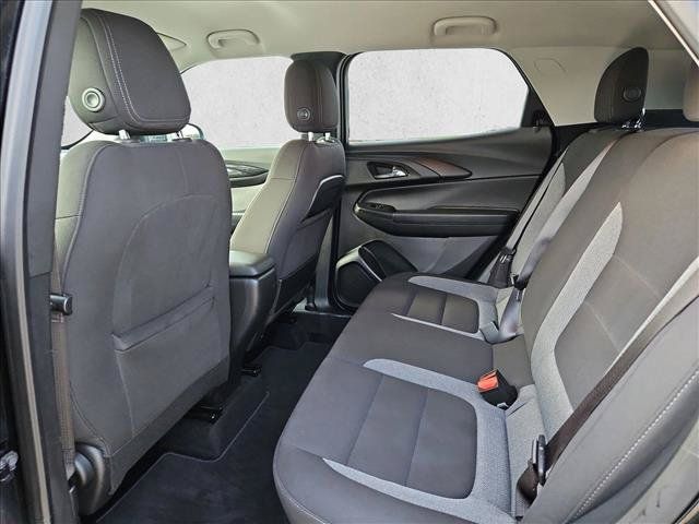 Used 2025 Chevrolet TrailBlazer LT FWD image 17