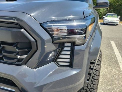 Used 2024 Toyota Tacoma TRD Sport w/ TRD Sport Upgrade Package AWD/4WD image 10