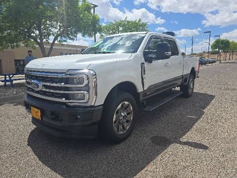 Certified 2025 Ford F250 King Ranch AWD/4WD image 3