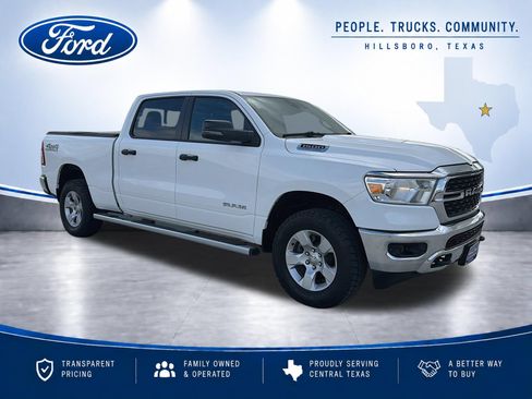 Used 2023 RAM 1500 Big Horn AWD/4WD image 3