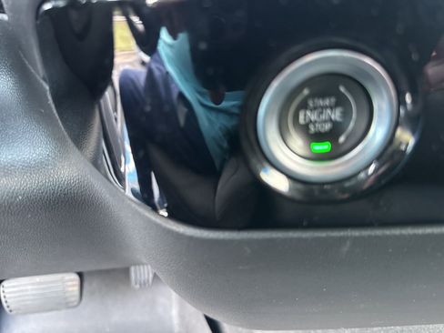 Used 2023 Chevrolet Silverado 1500 LT image 34