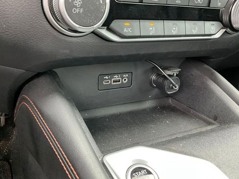 Used 2021 Nissan Altima 2.0 SR FWD image 15