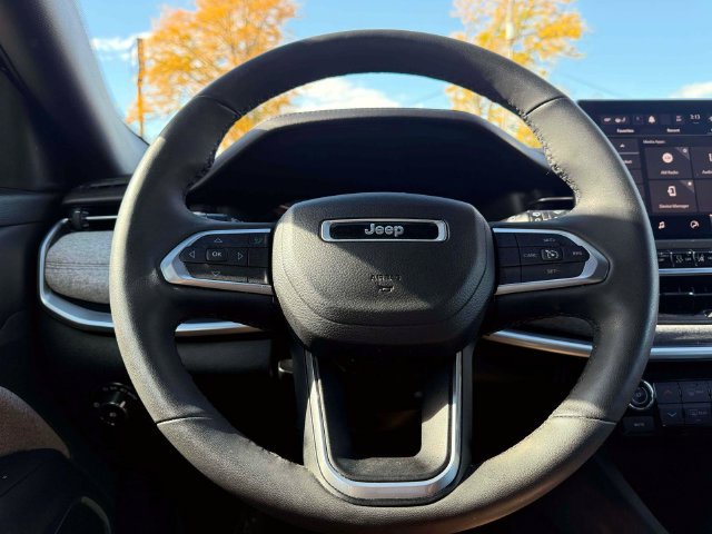 Certified 2023 Jeep Compass Latitude w/ Convenience Group AWD/4WD image 21