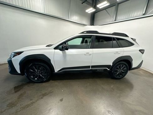 Certified 2024 Subaru Outback Onyx Edition AWD/4WD image 2