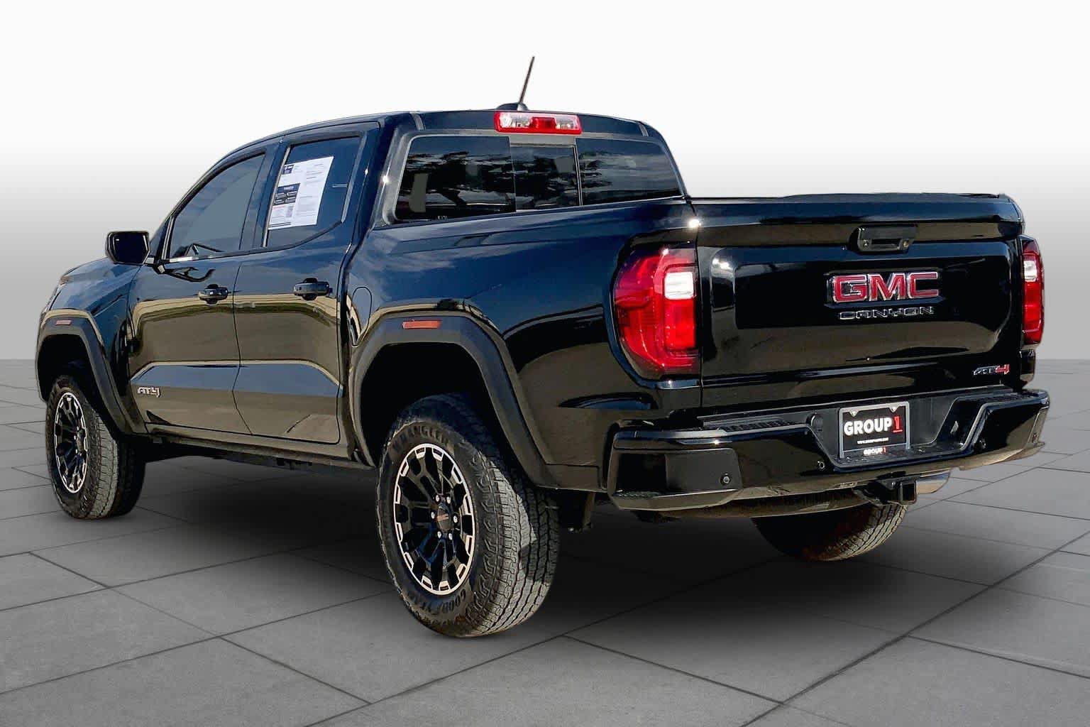 Used 2026 GMC Canyon AT4 w/ Technology Plus Package AWD/4WD image 12